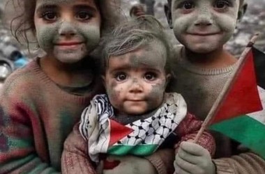 Anak-anak Gaza, Bukan Sekadar Senyuman Biasa